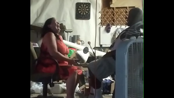Mature Lady sucking BBC