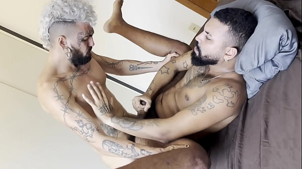 Comendo meu amigo depois do treino - Assista completo (RED)