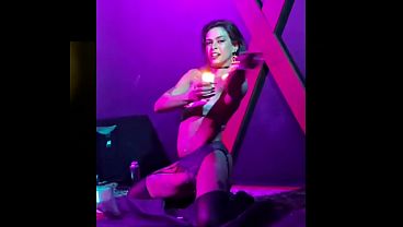 Veronna Incendeia a Noite no Dominatrix Augusta