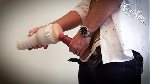 Mec francais RENTRE DU TAF et te BAISE comme UNE SALOPE (INSULTES & JOI FR)