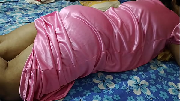 Bhabi in Pink Dress Enjoyed with her Big Ass