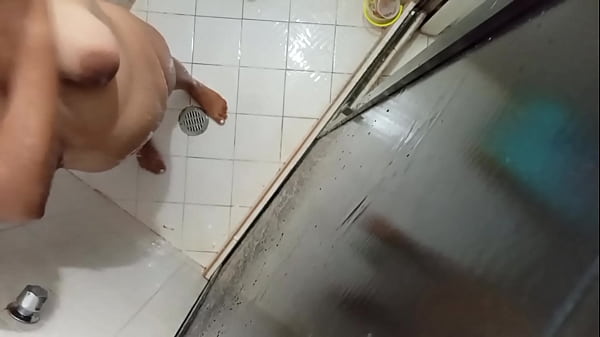 Mi cu&ntilde_ada en la ducha