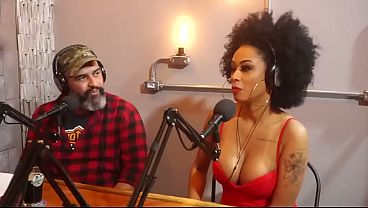 Troca de casal, universo liberal e festas | Casal SensualBlack | PodTrocar T01EP17