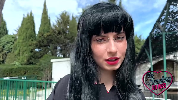 Lucifera et son visage d'ange recherche du sexe hard