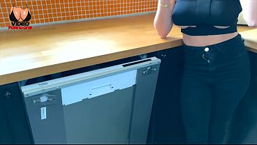 Le r&eacute_parateur ne vient pas que pour le lave vaisselle, il vient aussi pour baiser ma femme !