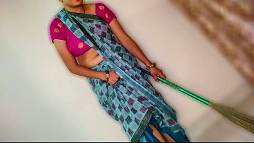 सौतेली बहन ने गलती से परदे के पीछे छिपे भाई का लण्ड  चूसा और चुद गयी हॉट फुल हिंदी ऑडियो