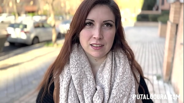 PutaLocura - Pillada en la Calle a Espa&ntilde_ola Tetona Chubby Mia Queen