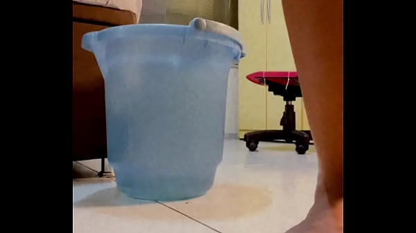 Ofere&ccedil_o meu cuzinho para fazer meu primeiro anal, tenho 18 anos Rosa Vermelha