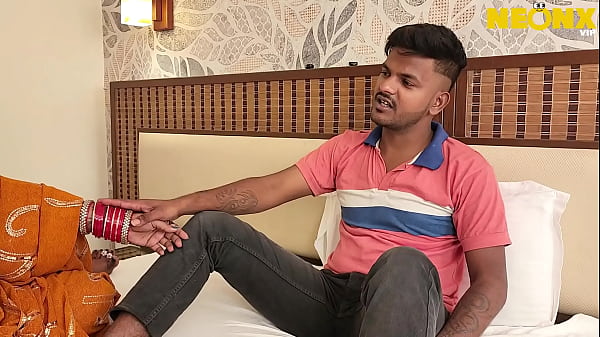 HOT CHACHI NEED YOUNG COCK BIG DICK HARD SEX HUNGRY CHACHI HARDCOR FUCK WITH DESI BOY