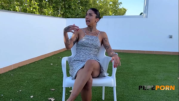 Two guys receive a good lesson from Valeria Del Rio: You'll envy 'em!