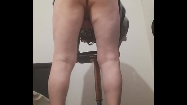 Twerking practice, big ass