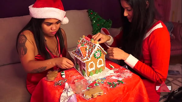 Making a Ginger Bread House - Let's do it!  Part 2