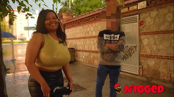 GIANT TITS Vs small head! Guy can't believe how lucky he is with Jennifer Dominic