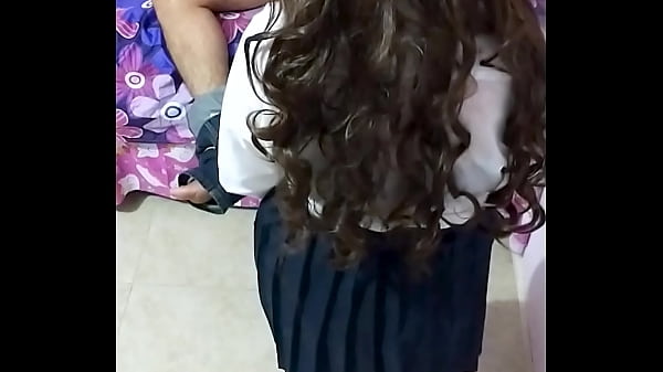 se APROVECHA de mi INOCENCIA.. me hace VENIR y GRITAR de PLACER &iexcl_QUE HACE? Hay perd&oacute_n.. &iexcl_C&aacute_llate y ay&uacute_dame! (C&Aacute_MARA OCULTA) Real amateur
