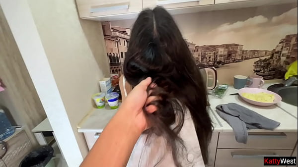 Fucked and cum on neighbor's pussy while she was cooking dinner