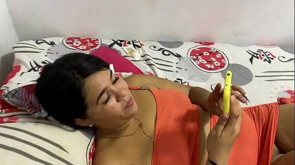cojo con mi amiga cuando su esposo no esta en casa tiene un clitoris grande