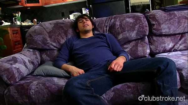 Straight Guy Derek McKenzie Wanks