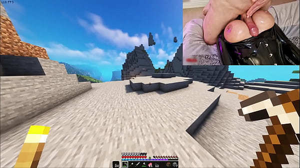 Hotencounter whilte playing minecraft (watch till the end)