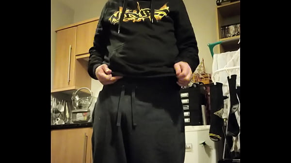Me taking all of my clothes off even my boxers and showing my 5"5 inchs penis, my ass and my ass hole