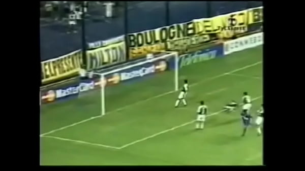 "Toco Y Me Voy" - Juan Rom&aacute_n Riquelme