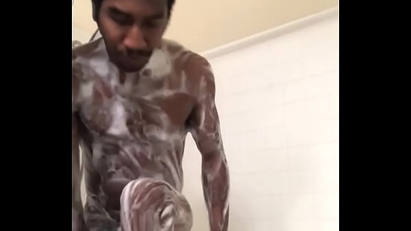 TreyLongzXXX Solo Show #14: I&rsquo_m BACK&hellip_ Kinda. LOL This Is A Solo Shower Show