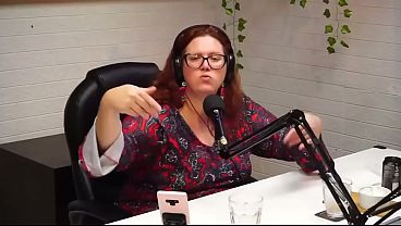 Podcast PodTrocar - Como foi a festa de swing na Mans&atilde_o. Rolou sexo, troca de casal, m&eacute_nage e pol&iacute_cia!