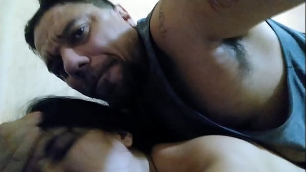 PRIMEIRO A MAMADA NO BLUEZAO GOSTOS&Atilde_O DEPOIS VEM A TREPADA
