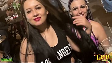Rolou uma putaria em pleno pagode na quebrada - Dai Da Praia - Nicole Brazil - Casal Dna - Dnox Brazil - Camila Prado - Paulinho Da Praia Grande