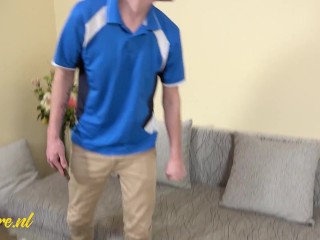 This 20yo Guy Arranged An Experienced Cougar To Lose His Virginity