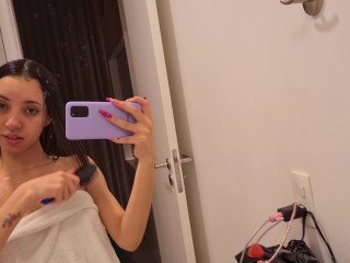 Julie Oliver - Joi tente não gozar em uma video chamada comigo