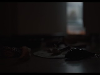 Mind Controlling alien Parasites vs Hot Chicks