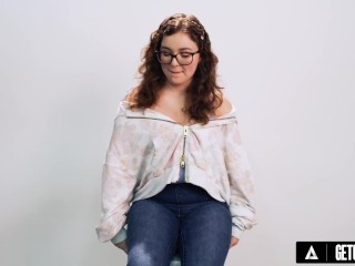 UP CLOSE - How Women Orgasm With Big Tits Cutie Leana Lovings! SOLO FEMALE MASTURBATION! FULL SCENE