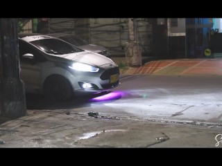 LLEVO A REPARAR MI COCHE AL MECANICO Y ME LE DA UN BUEN MATENIMIENTO A MI GRAN CULO - SWEET KIMI