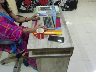 Hot Indian bhabhi fucked office by office employ