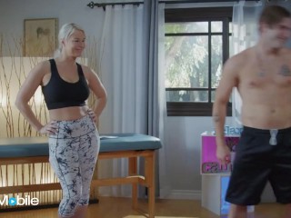 ADULTMOBILE - London River Wants To Have Orgasm And That's Exactly What Nathan Bronson Gives Her