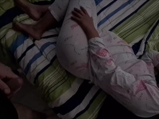 good morning with my single pregnant stepsister: she let me cum on her belly.
