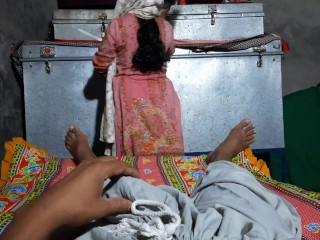 Devar ne apne bhabhi ki chut me chudai kiya, desi indian hindi sex video. Viral sex video