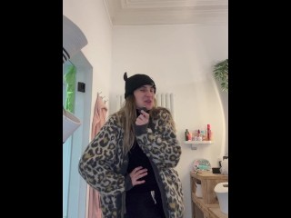 Yapping about my hookups during haul & end up squirting LOADS - OnlyFans Babe Gigi Max Squirts