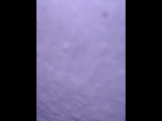 Soy como una sirena jeje sobretodo bien mojadita, mira mi culito y mi chochito apretado