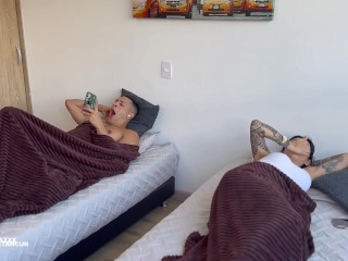 Stepsiblings fuck behind their parents' backs after just waking up - Max Betancur & Luna Vitaler