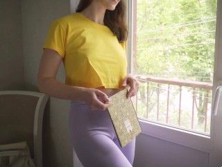 Stepsis In Tight Leggings Showing Off Big Cameltoe Pussy